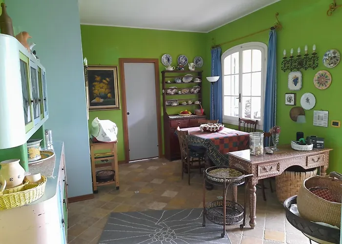 Gualdo Piscina Vista Mare Villa *