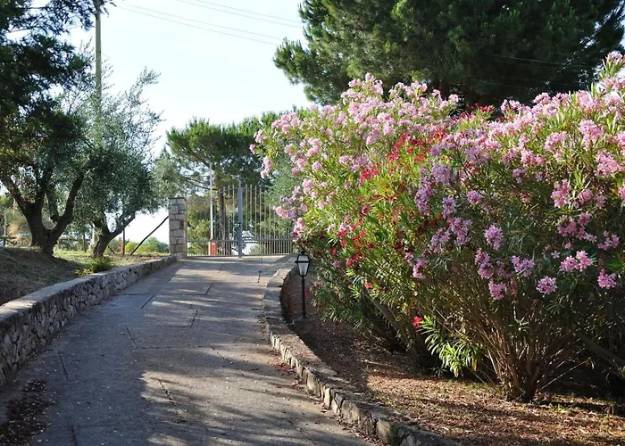 Gualdo Piscina Vista Mare Villa *