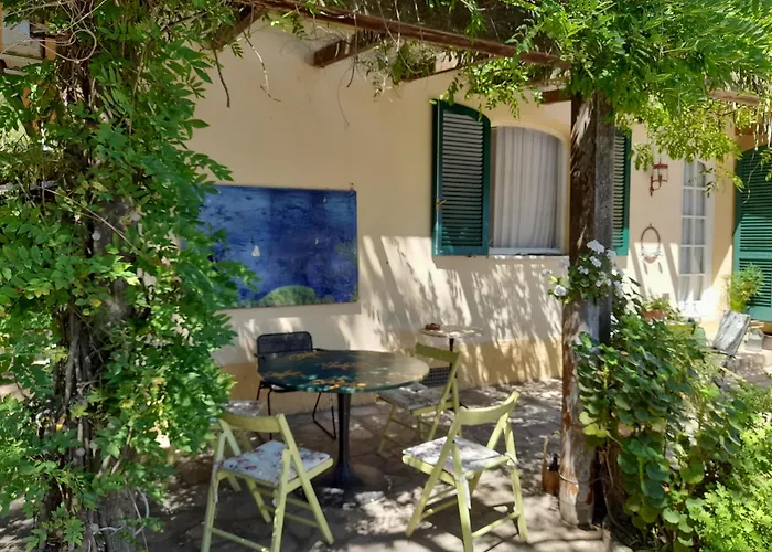 Gualdo Piscina Vista Mare *