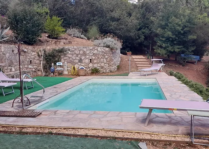 Gualdo Piscina Vista Mare *